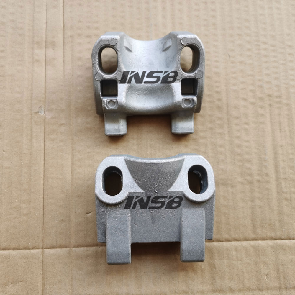 0842821 421924924 21924924 7420842821 BATTERY COVER For RENAULT NEW PREMIUM INR2109