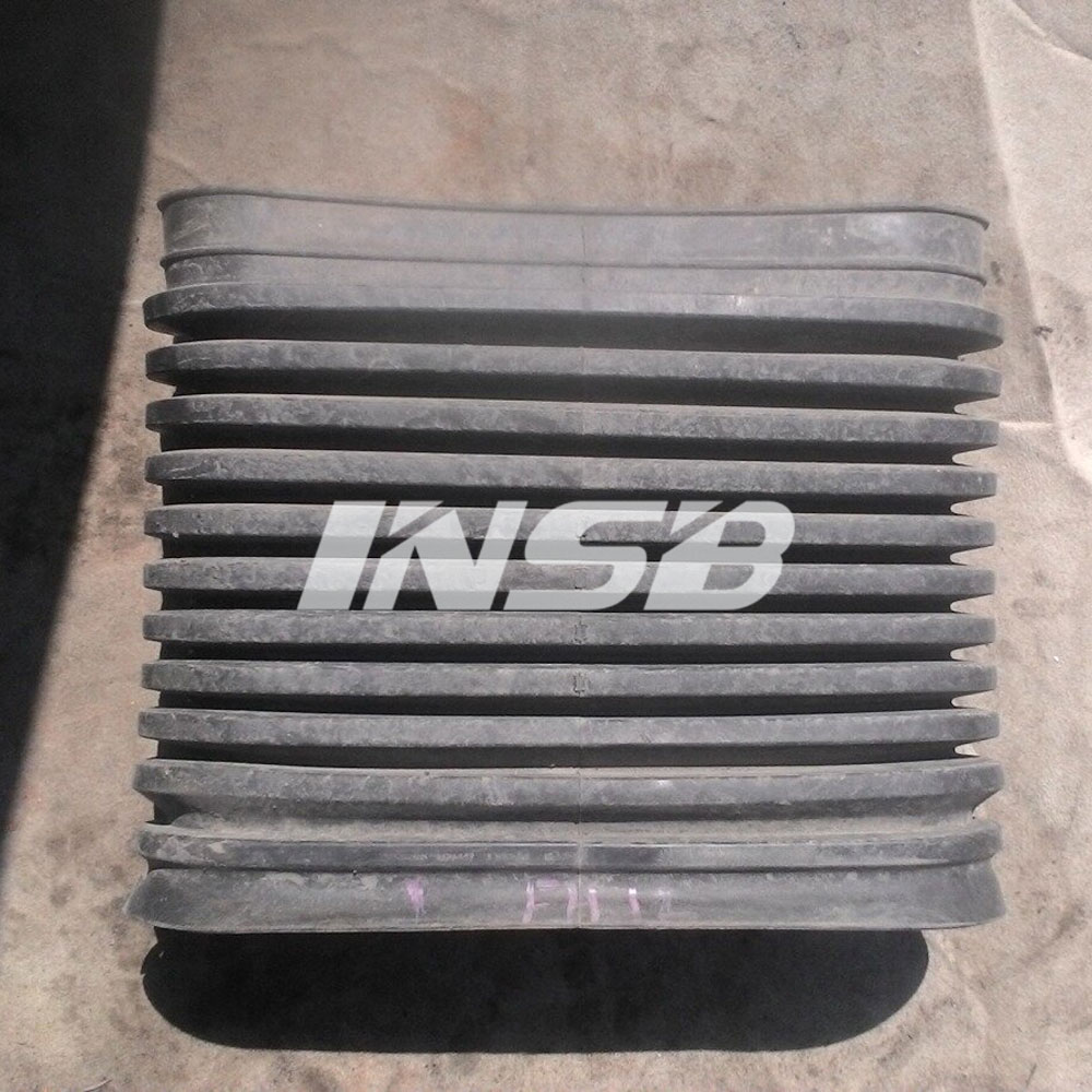 1676687 21288835 Filter Pipe Rubber for Volvo FH FM Version 2 Truck Spare Body Parts