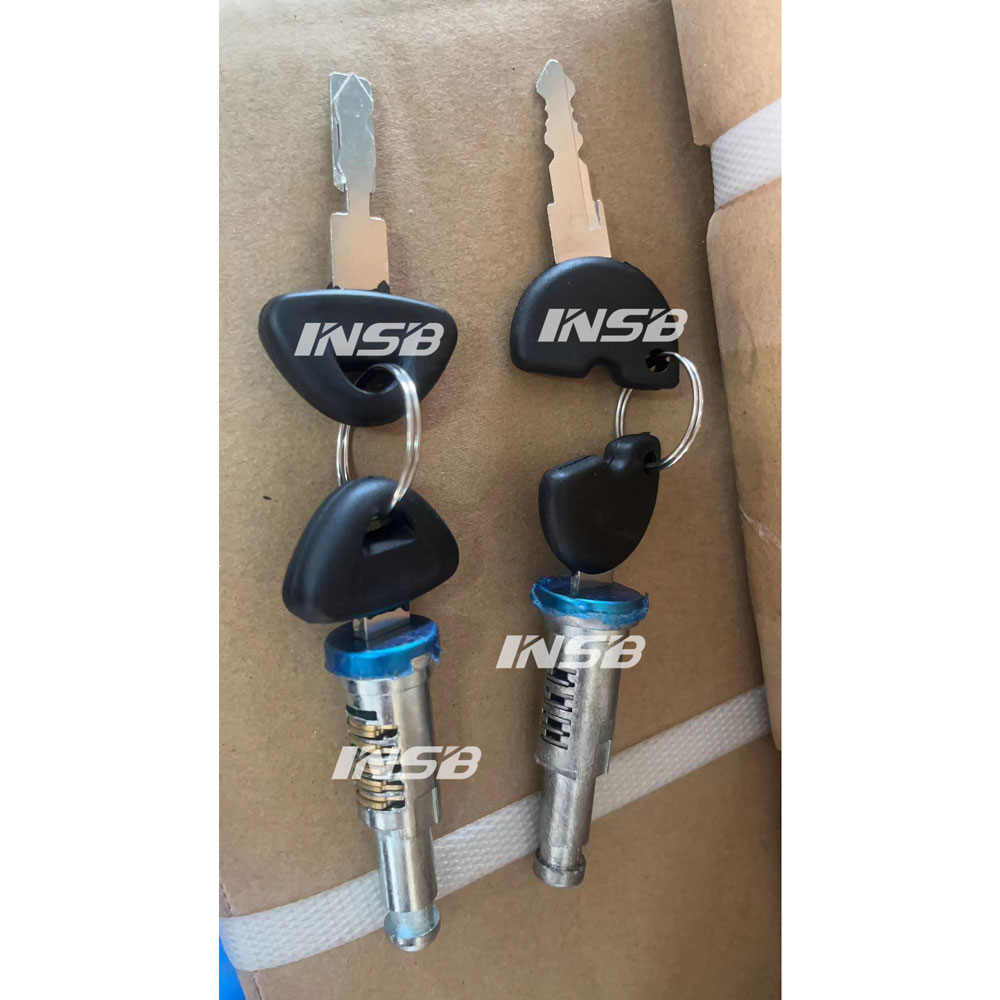 582732 581025  DOOR HINGE COVER (REAR) RH LH for SCANIA 4 Series Truck Spare Body Parts  INS2053