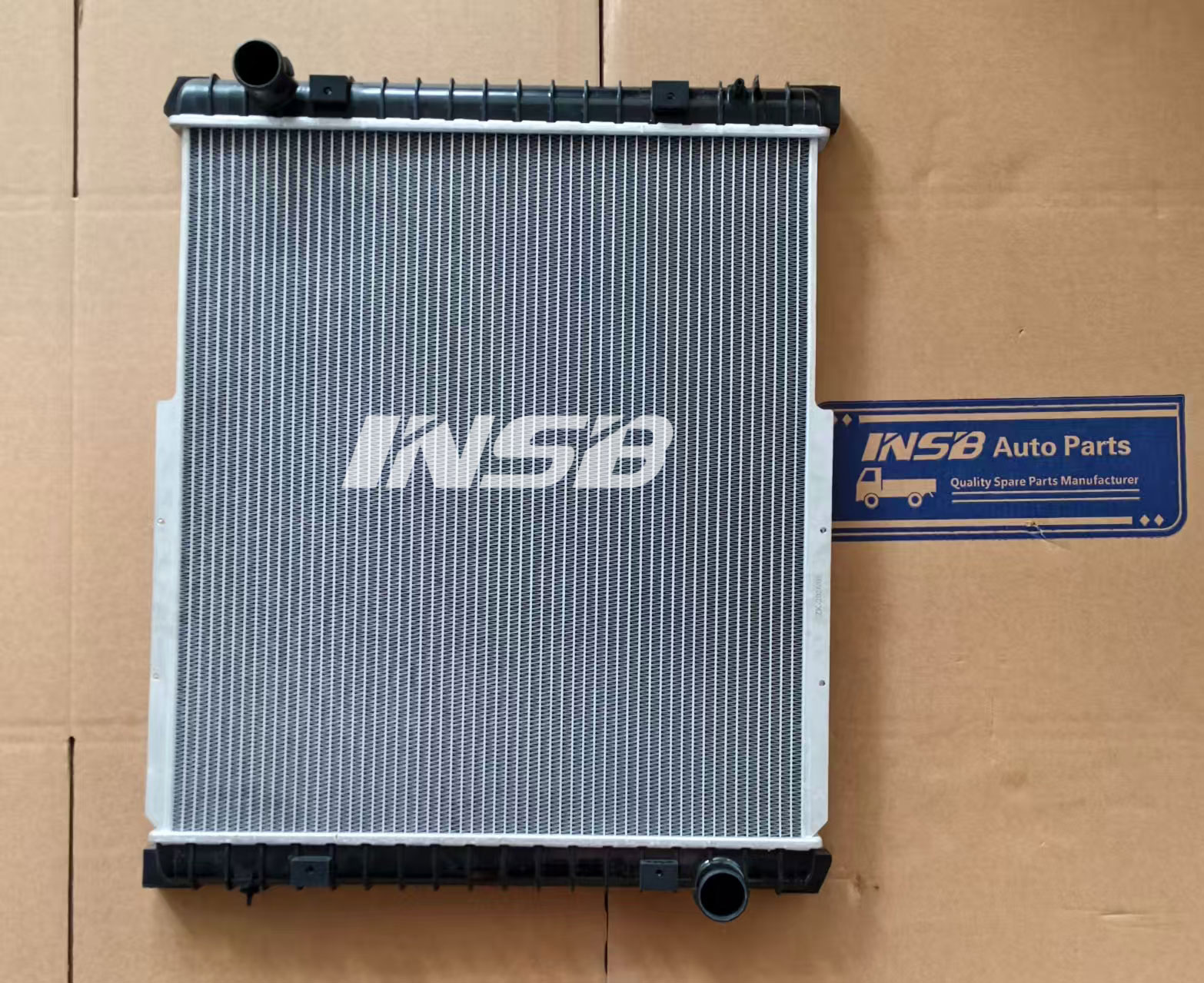 500361629 Radiator for IVECO Truck Spare Parts IE0600151